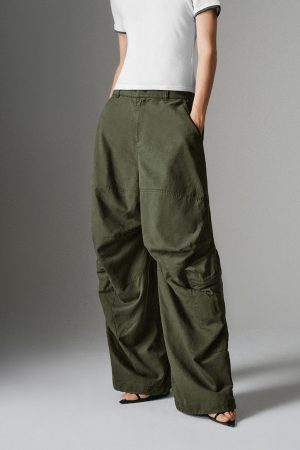 Wide-Leg Pants